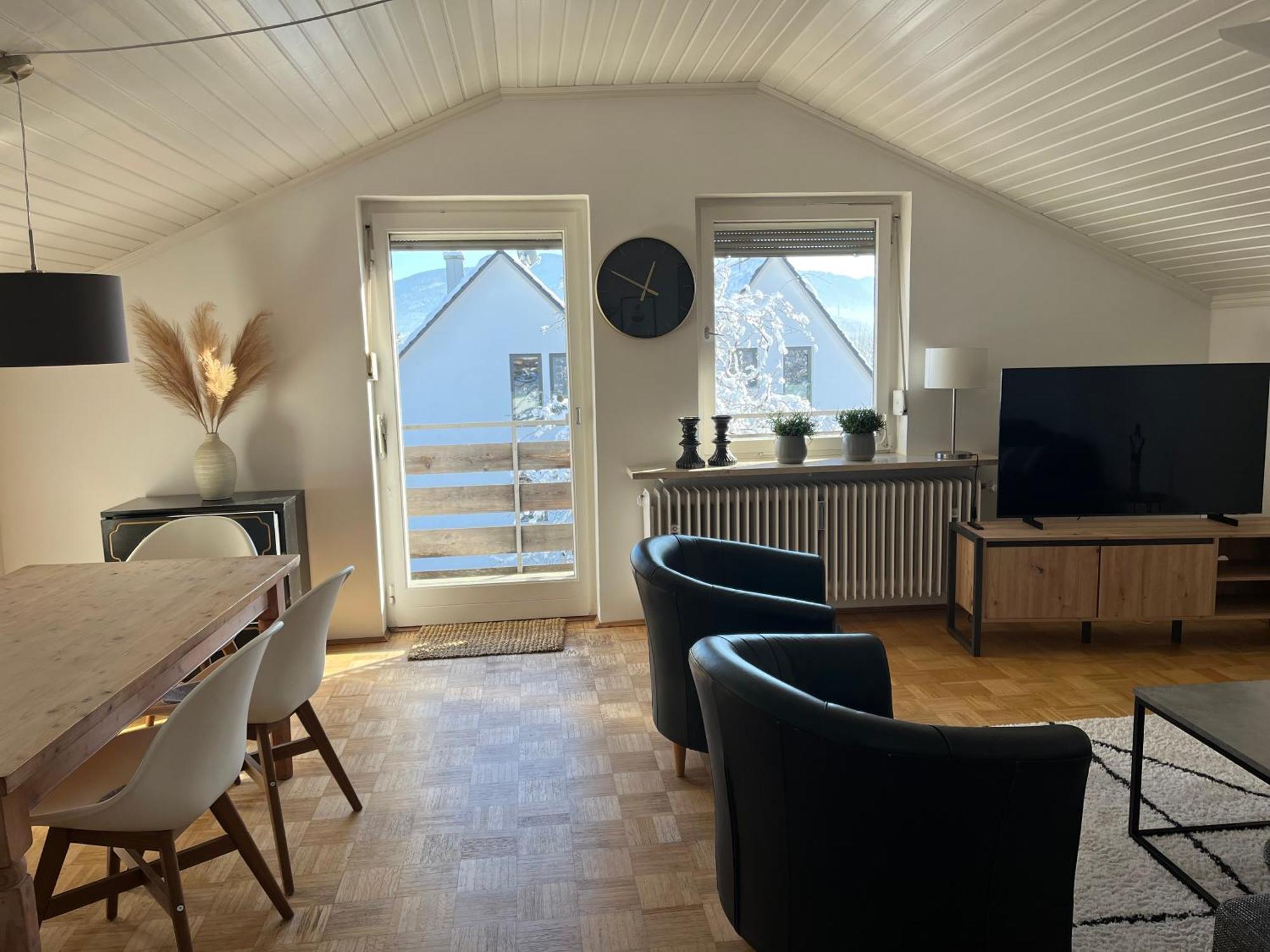 Helle, Ruhige Ferienwohnung Mit Balkon Bad Tölz Extérieur photo