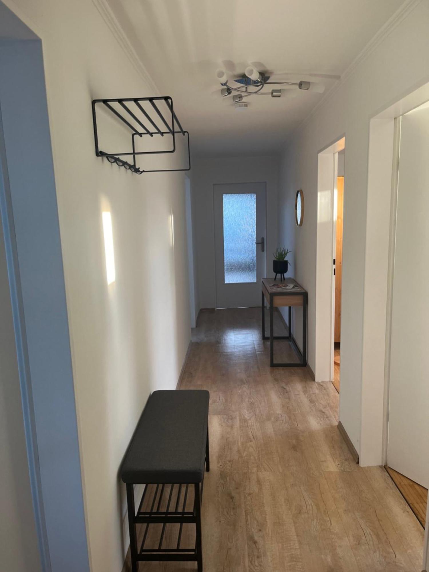 Helle, Ruhige Ferienwohnung Mit Balkon Bad Tölz Extérieur photo