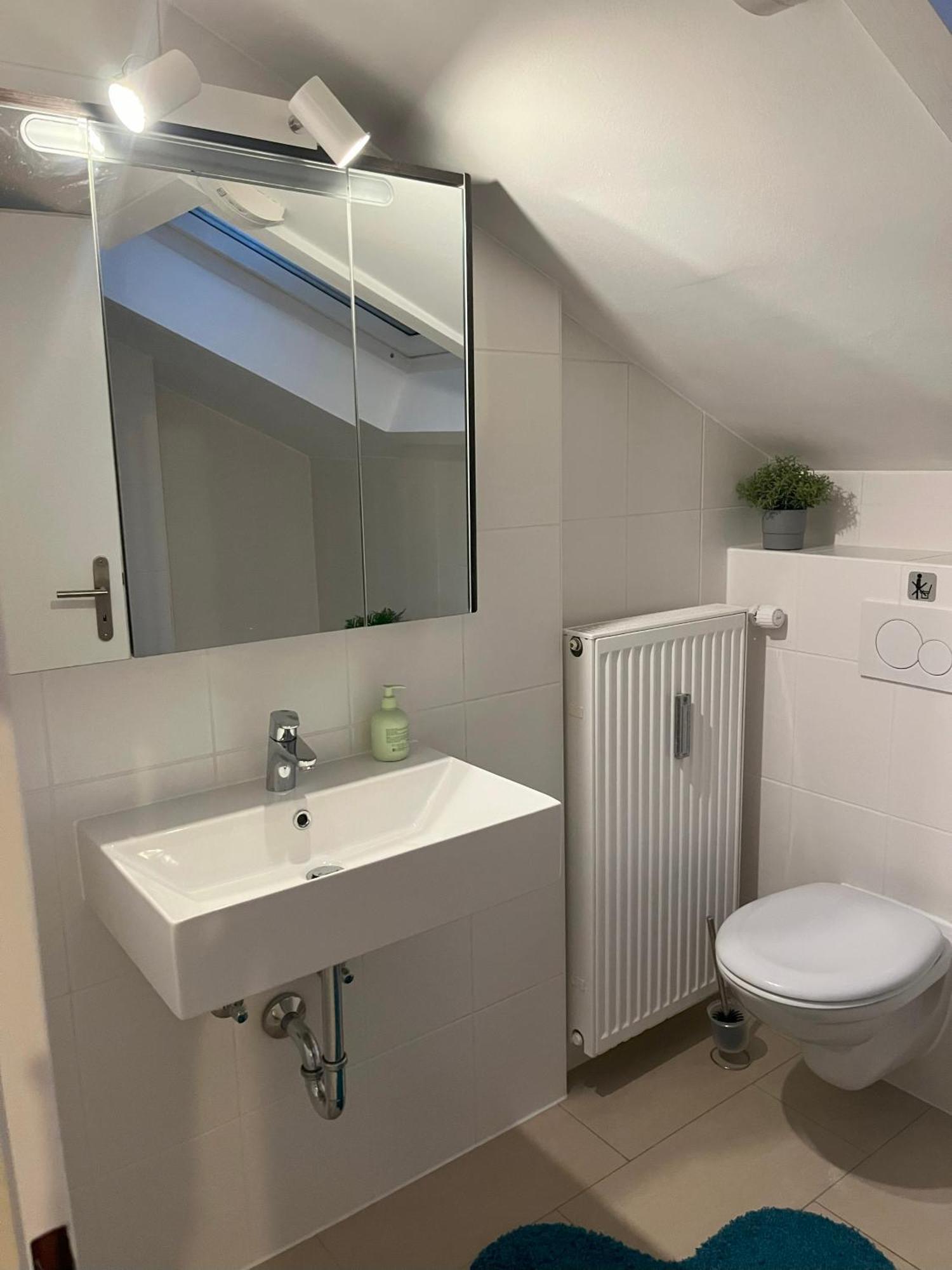 Helle, Ruhige Ferienwohnung Mit Balkon Bad Tölz Extérieur photo